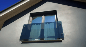 balkon francuski na rotulach (1)