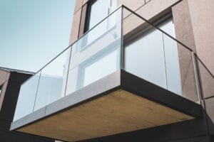 balustrada całoszklana na listwie (12)