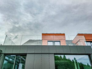 balustrada całoszklana na listwie (35)