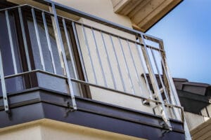 balustrada nierdzewna z wypełnieniem pionowym (10)