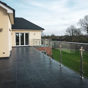 balustrada nierdzewna ze szkłem (19)