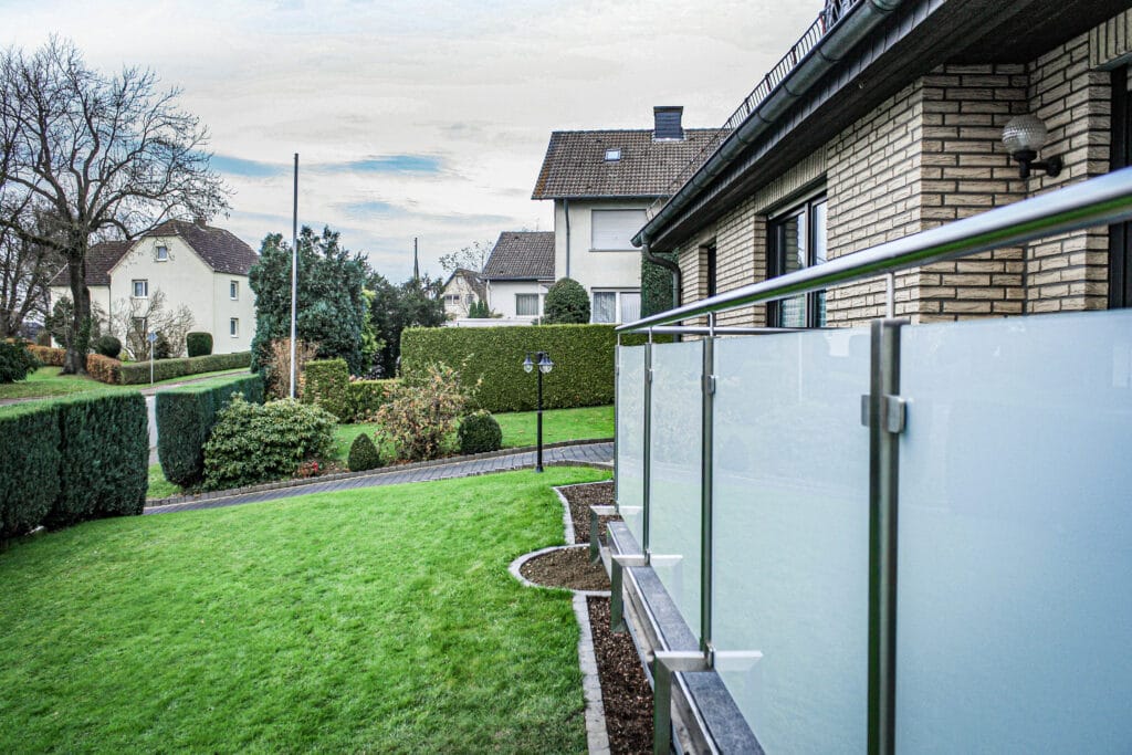 Balustrada nierdzewna ze szkłem