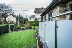 balustrada nierdzewna ze szkłem (23)