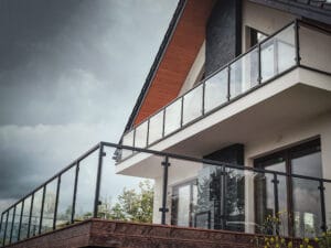 balustrada szklana lakierowana (18)