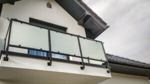 balustrada szklana lakierowana (26)