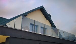 balustrada szklana lakierowana (29)