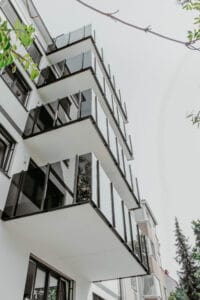 balustrada szklana lakierowana (31)